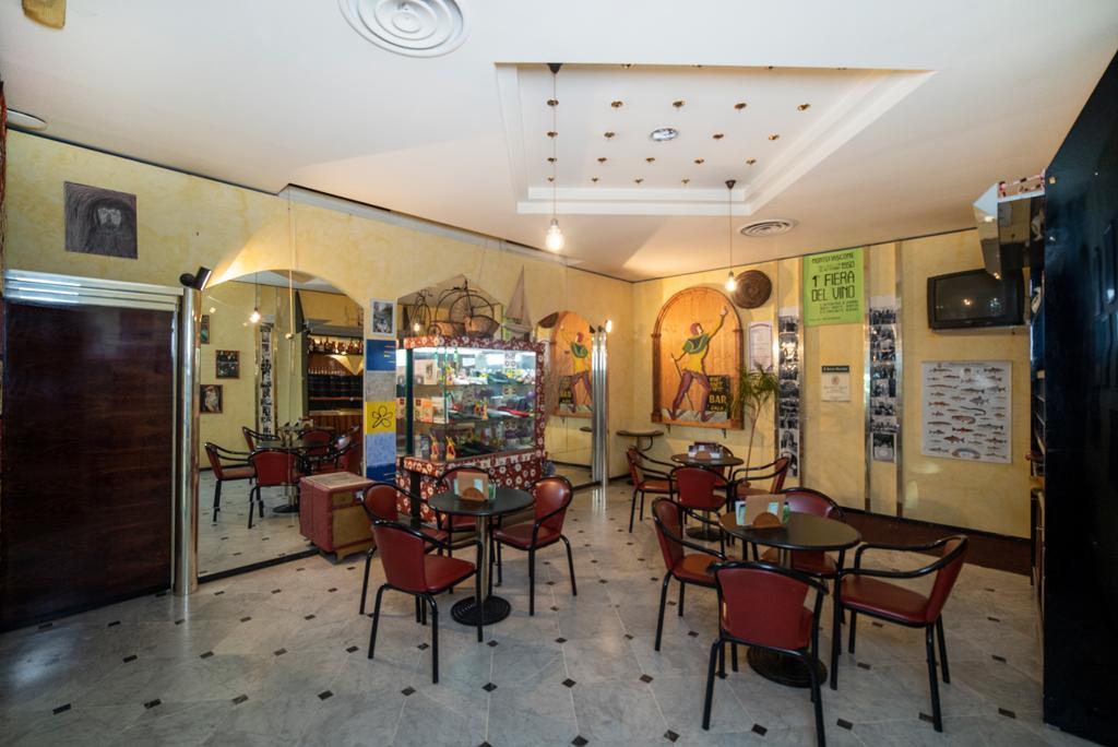 Hotel Italia & Lombardi Монтефьясконе Экстерьер фото